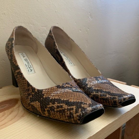 Vintage Via Spiga snakeskin heels - Picture 3 of 6
